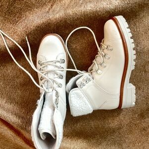 Women's White Winter Boots